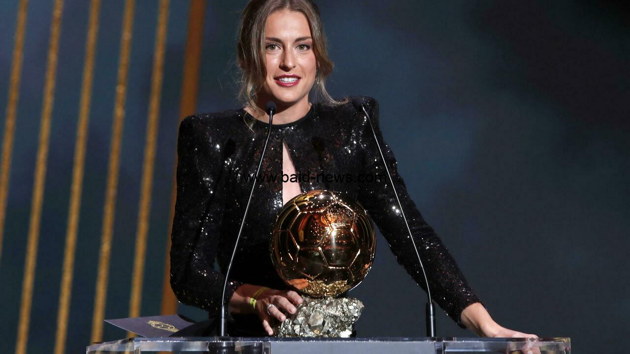 نجمة برشلونة تفوز بجائزة الكرة الذهبية لأفضل لاعبة في العالم