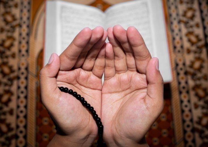 دعاء اليوم 16 الجمعة الثالثة من رمضان 2023 اللهم أفتح لي باب كل خير فتحته لأحد من خلقك