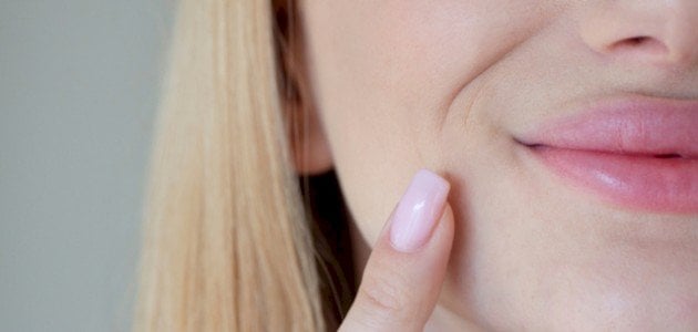كيفيةإزالة السواد حول الفم في أسرع وقت