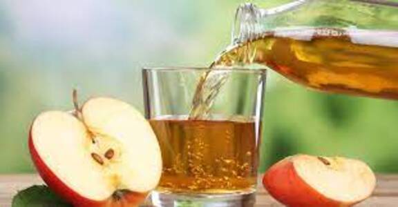 ما هي فوائد عصير التفاح الأحمر المتعددة