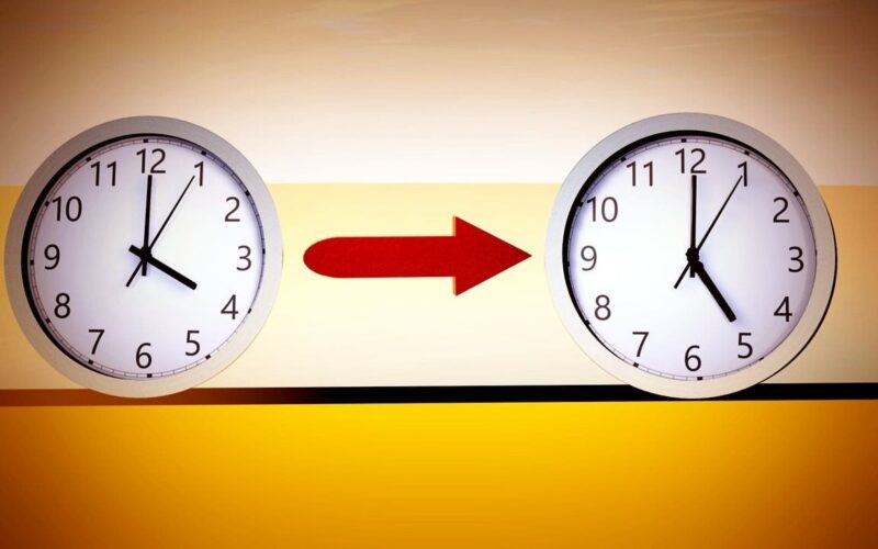 “رجع ساعتك 60 دقيقة” موعد تغيير الساعة في مصر 2023 ومتي يتم تطبيق التوقيت الشتوى بقرار رسمي من الحكومة