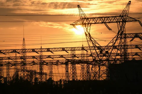 “النور مش هيقطع تاني” موعد انتهاء تخفيف الأحمال الكهربائية في جميع محافظات مصر