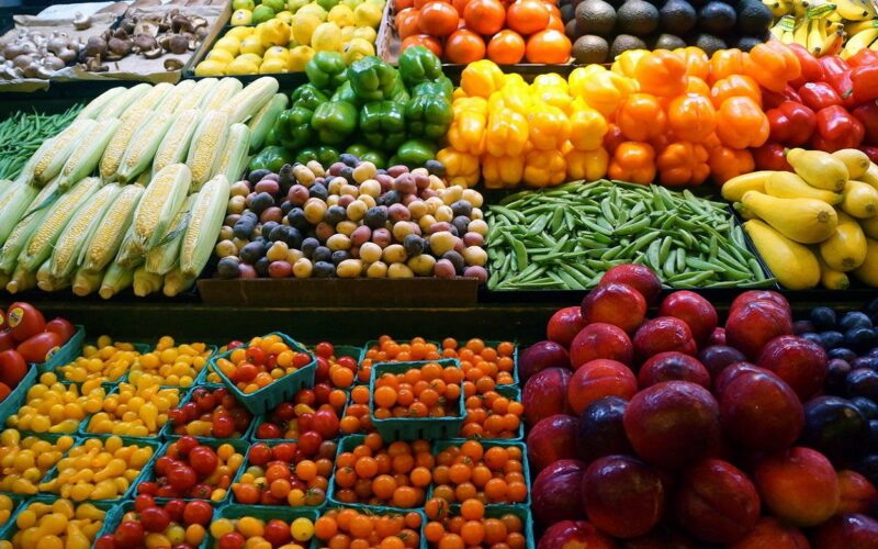 أسعار الخضروات والفاكهة اليوم السبت 21/10/2023 في سوق العبور وأسواق التجزئة للمستهلك