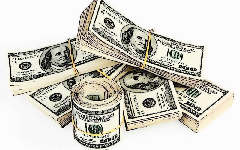 “الدولار في السما” ارتفاع جديد في سعر الدولار اليوم في السوق السوداء 2023 مقابل الجنية المصري