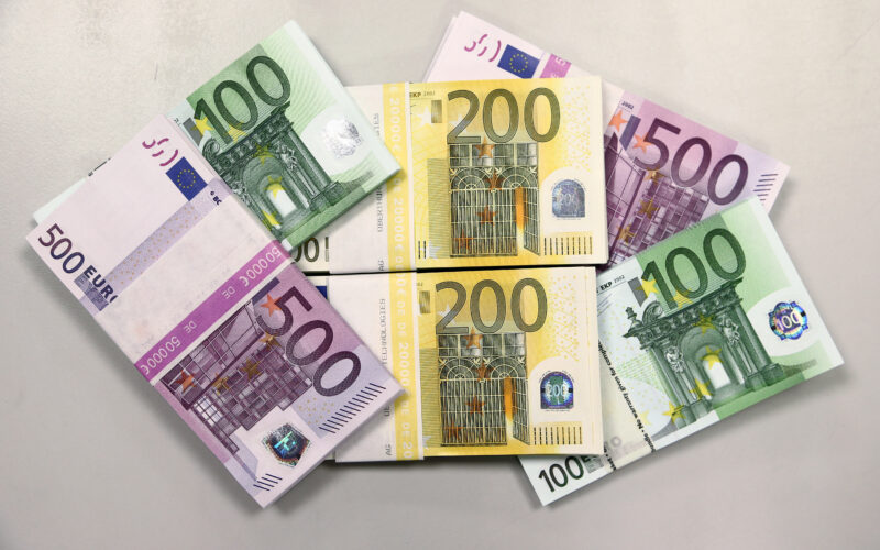 “وصل لكام؟”.. سعر اليورو في السوق السوداء مقابل الجنيه المصري بتاريخ 22 نوفمبر 2023