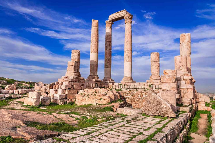 اكتشف على أفضل 6 أماكن سياحية في الأردن