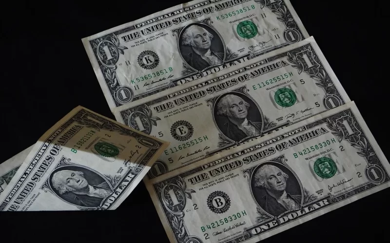 الدولار بيرخص.. سعر الدولار في السوق السوداء الان السبت 2 ديسمبر 2023