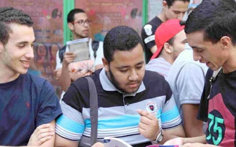 ننشر موعد امتحانات نصف السنة 2024 لكل المدارس والجامعات المصرية.. وكم عدد أيام الأجازة؟