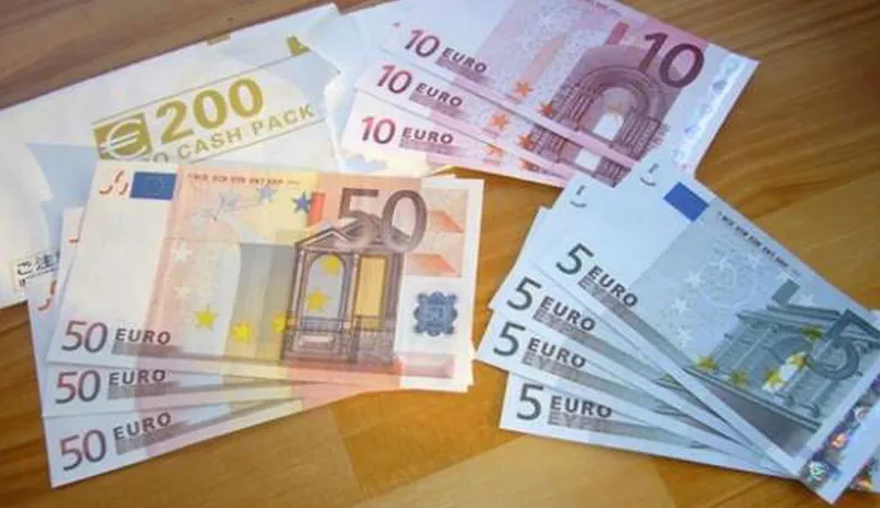 “اليورو vs الاخضر” سعر اليورو اليوم في مصر والسوق السوداء مقابل الجنيه المصري بتاريخ 10 ديسمبر 2023