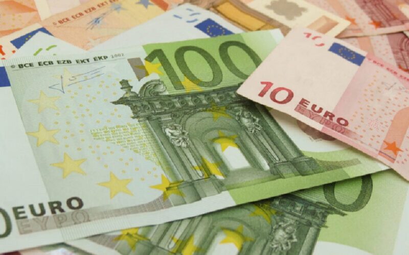 اليورو وصل كام؟ سعر اليورو في مصر بالسوق السوداء اليوم 31 ديسمبر 2023 امام الجنيه المصري