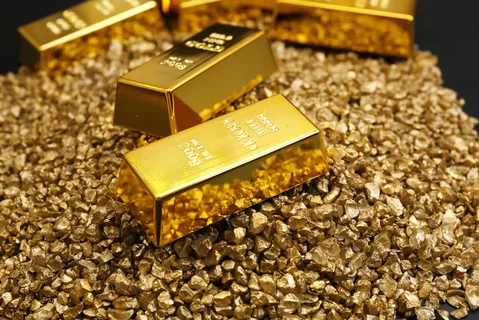 “اشتريلك سبيكة”سعر سبيكة الذهب btc اليوم الاثنين 18 ديسمبر 2023 في محلات الصاغة