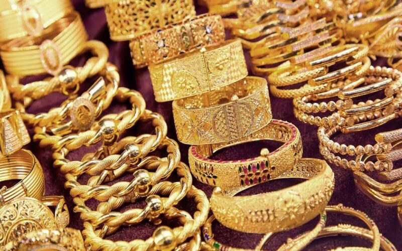“الذهب على كام النهارده” كام سعر الذهب اليوم عيار 21 فى مصر في كل محلات الصاغة