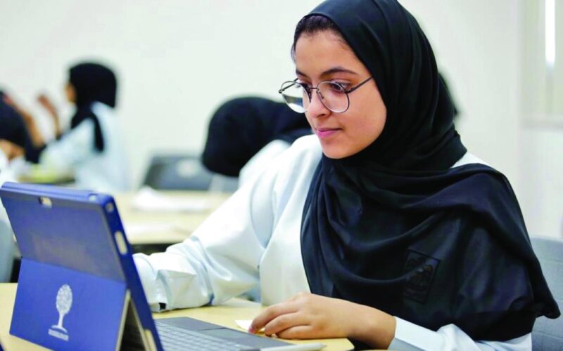 “صدرت✔️” نتائج الطلاب الثانوية البحرين 2024 بالرقم الاكاديمي عبر بوابة نتائج الطلبة المدرسية bahrain.bh/student/students_results