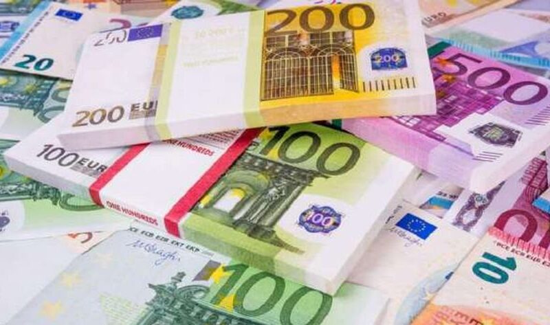 “اليورو بكام ؟” سعر اليورو مقابل الجنيه السوق السوداء اليوم الجمعة 5 يناير 2024 وفي جميع البنوك المحلية والمصرية