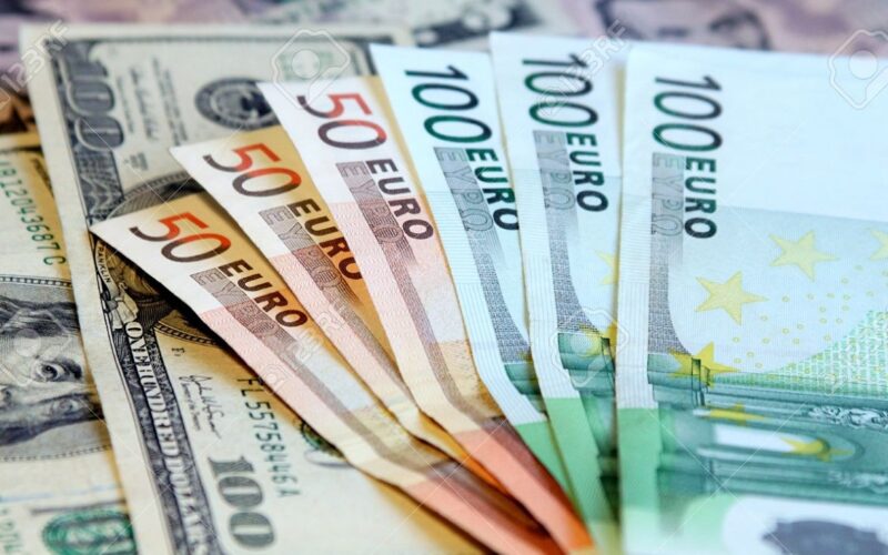 “دولار ودينار ويورو” اسعار العملات السوق السوداء اليوم الخميس 25 يناير خلال التعاملات المسائية الآن