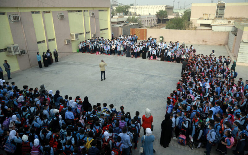 “عطلة للجميع” العطل المدرسية 2024 في العراق وجدول الاجازات الرسمية للعراق