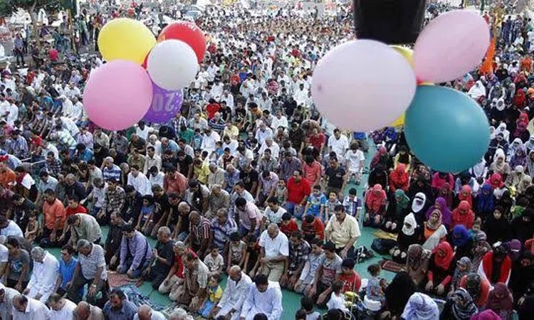 “عيد الكحك والبسكوت” اجازة عيد الفطر ٢٠٢٤ في مصر وقائمة الاجازات الرسمية