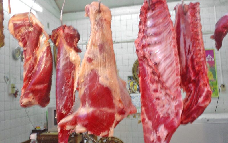 قائمة اسعار اللحوم الحمراء اليوم السبت 24 فبراير 2024 للمستهلك في محلات الجزارة