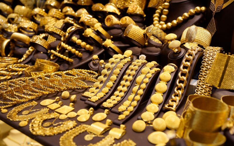 تعرف على سعر جرام الذهب عيار 21 أسعار الذهب اليوم السبت 24 فبراير 2024 للمستهلك في محلات الصاغة