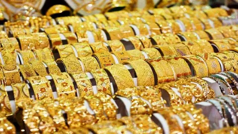 سعر الذهب اليوم الاثنين 5 فبراير 2024 بمحلات الصاغة