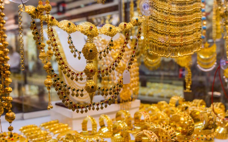 “بين ارتفاع وانخفاض” سعر الذهب اليوم في مصر جميع الاعيره داخل محلات الصاغة
