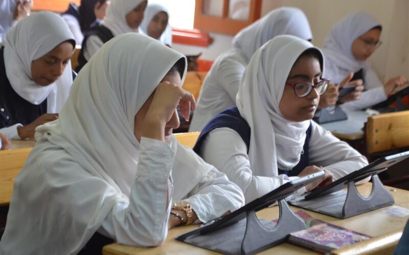 حقيقة تقليل ايام الدراسة في رمضان ورفع الغياب من المدارس اليوم الاثنين 4 مارس 2024