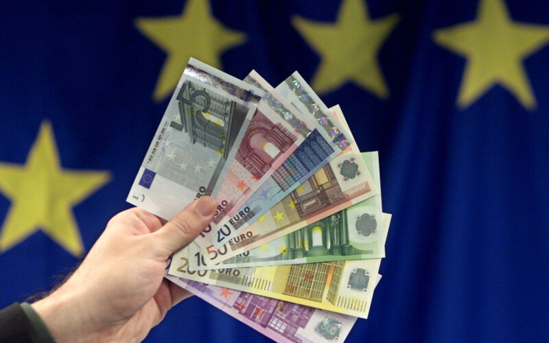 اعرف الان سعر اليورو اليوم في السوق السوداء مقابل الجنيه المصري الاربعاء 6 مارس 2024
