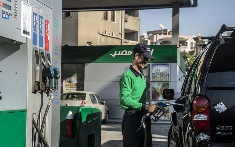 ارتفاع جديد في أسعار البنزين اليوم الجمعه 22/3/2024 للمُستهلك بجميع محطات الوقود