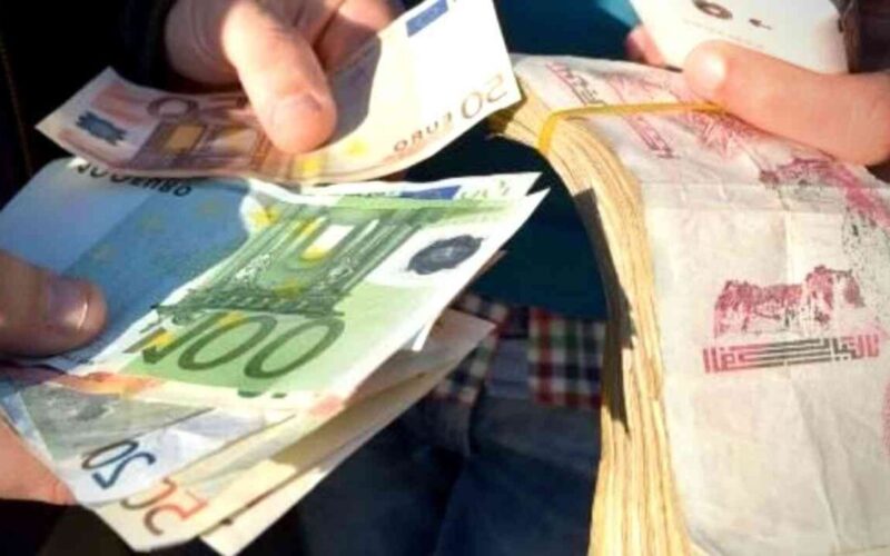 “اليورو يتـذبذب” سعر اليورو في السوق السوداء اليوم الجمعة 29 مارس 2024 وكافة البنوك المصرية