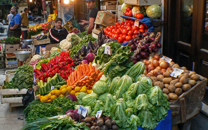 قائمة أسعار الخضروات والفاكهة بمصر اليوم الأربعاء 20 مارس 2024