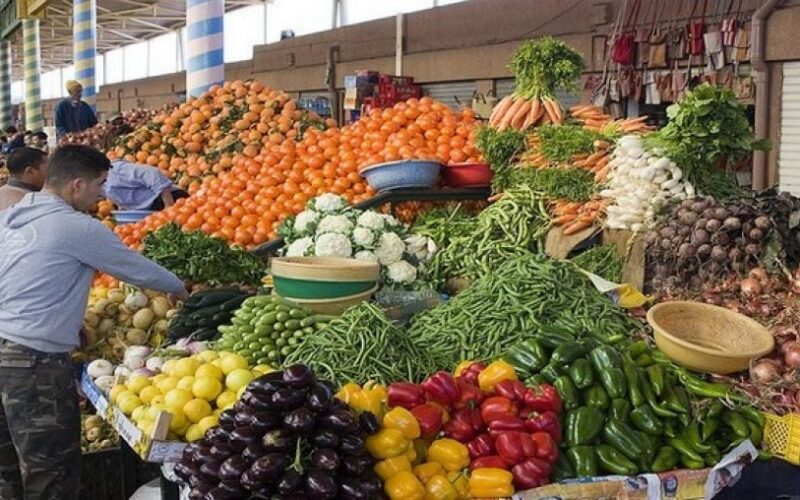 “طماطم وبصل” اسعار الخضار اليوم الاحد 31 مارس 2024 للمستهلك وتجار التجزئة في سوق العبور