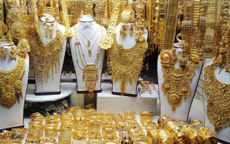 “عيار 21 الآن” سعر جرام الذهب عيار 21 سعر الذهب اليوم الأحد 31 مارس 2024 في محلات الصاغة للمستهلك