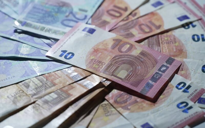 سعر اليورو اليوم الاربعاء 6 مارس 2024 في البنوك