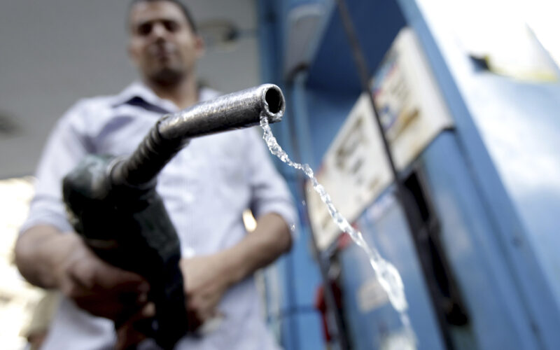 “غلو البنزين” ارتفاع أسعار البنزين والسولار في مصر وفقا للقرار الاخير والمُعلن من لجنة التسعير التلقائي للمنتجات البترولية