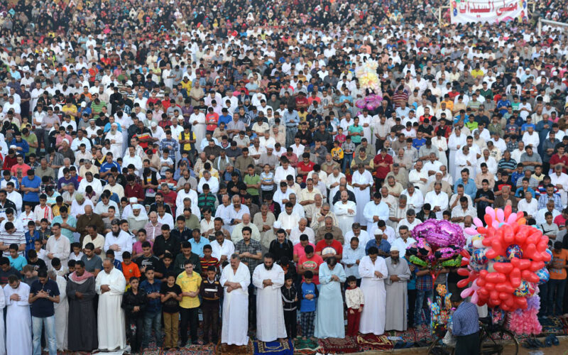 “العيد فرحة” موعد عيد الفطر 2024 في مصر وتفاصيل الاجازة الرسميه للقطاع العام والخاص