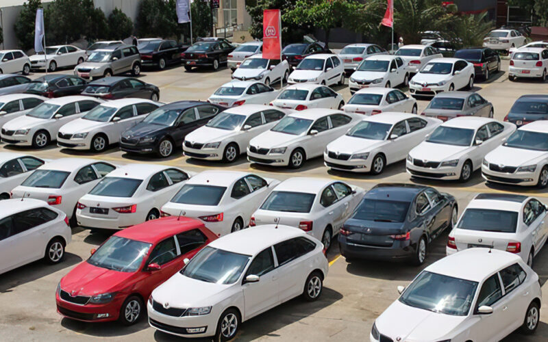 اعرف تفاصيل انخفاض أسعار السيارات 2024 في مصر بتراجع 600 ألف جنيه