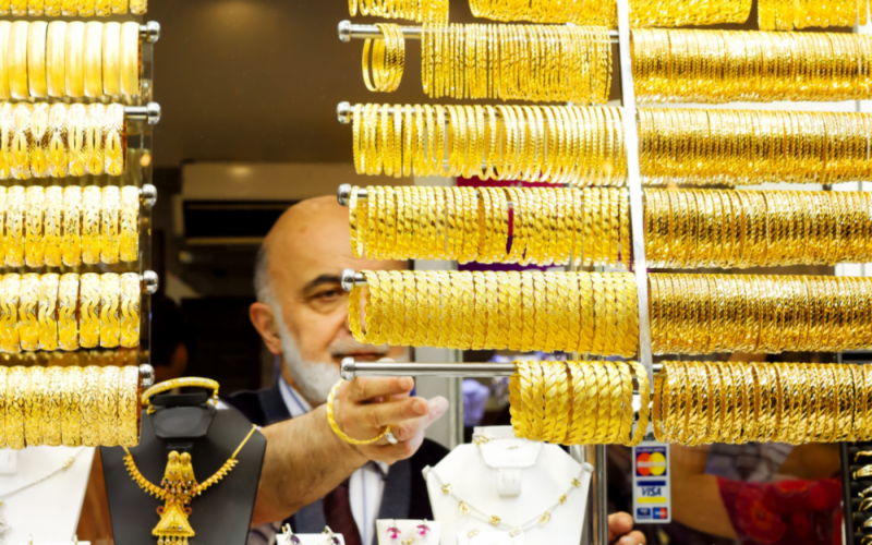 “مفاجأه للجميع” سعر بيع الذهب اليوم السبت 13 أبريل 2024 في مصر بجميع محالات الصاغة
