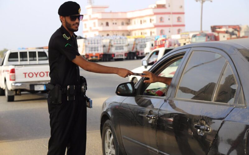 وزارة الداخلية تُوضح: تخفيض سداد المخالفات المرورية المتراكمة في السعودية 1445 بنسبـة 50% عبر منصة إيفاء الالكترونية