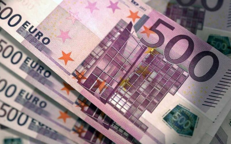 سعر اليورو مقابل الجنيه المصري اليوم الأثنين 8 أبريل 2024 في بنك CIB