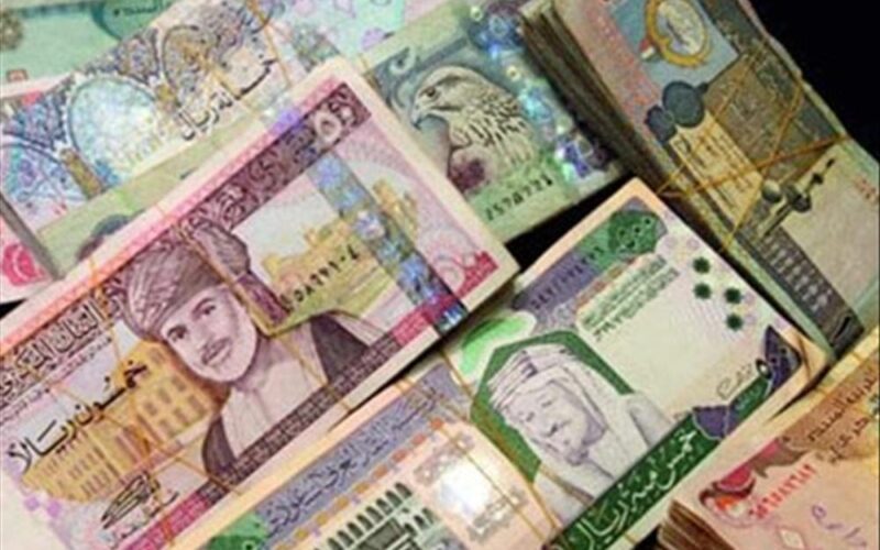 ” العملات تتصارع ” اسعار العملات العربية في السوق السوداء اليوم الاحد 12 مايو 2024