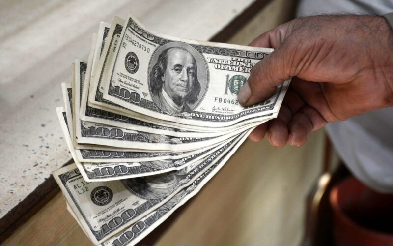“جنون العملة الامريكية” سعر صرف الدولار اليوم في بغداد الآن بتاريخ 8\5\2024 في آخر تحديثات التعاملات اليومية
