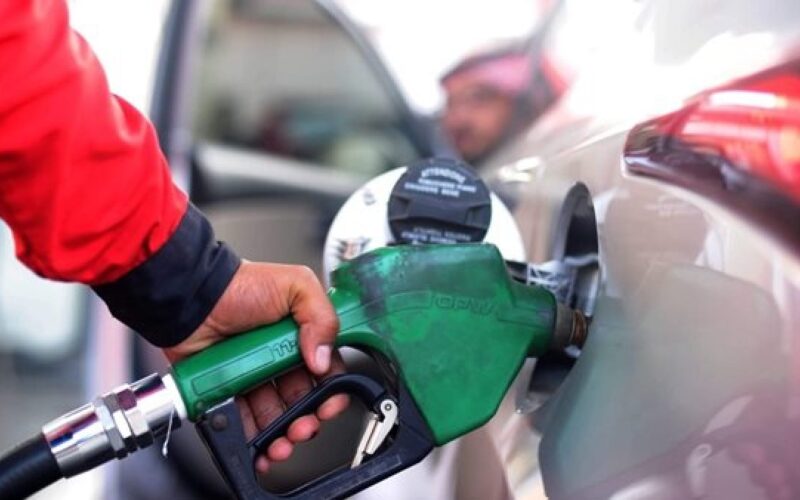 حقيقة ارتفاع سعر البنزين اليوم 92 في مصر بناء علي قرارات لجنة التسعير التلقائي الاخيرة