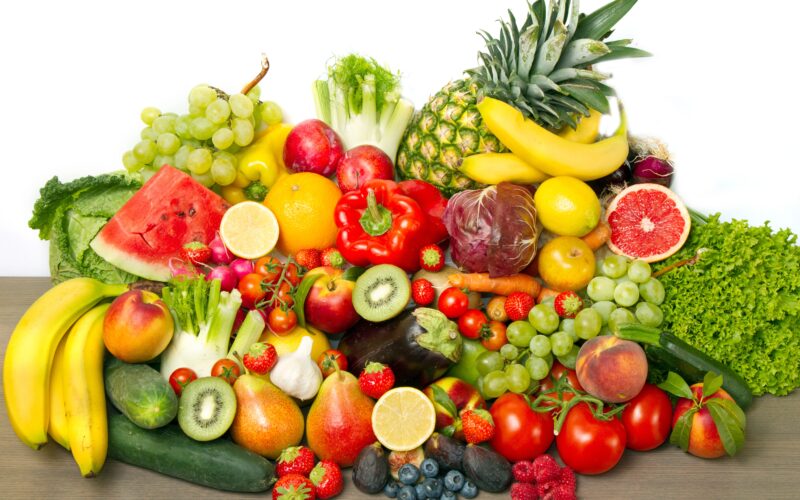 “الفراولة بـ22ج” اسعار الفاكهة والخضروات اليوم الأثنين 20 مايو 2024 في جميع الأسواق المصرية والمحلات للمستهلك
