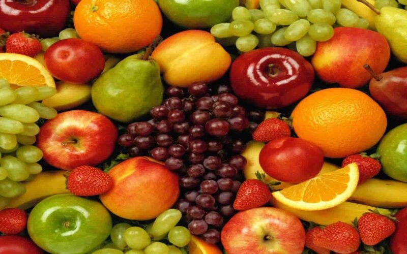 “فراولة وجروافة” اسعار الفاكهة اليوم السبت 18 مايو 2024 في جميع الاسواق المصرية