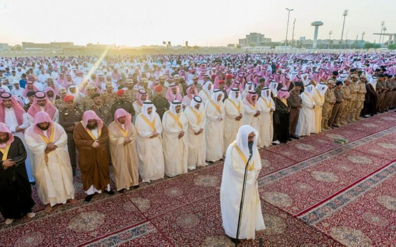 موعد صلاة عيد الأضحى 2024 الرياض وفي ( مكة، المدينة المنورة، الدمام) وأماكن المصليات