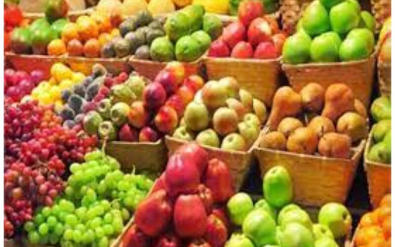 استقرار اسعار الفاكهه اليوم في سوق العبور تبعا لتعاملات الصباح للتجار والمستهلكين