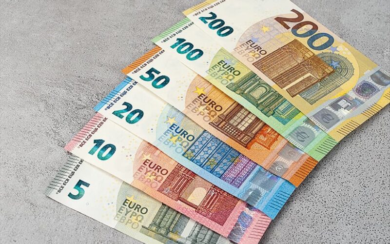 الاوروبي بكام؟ سعر اليورو اليوم في مصر الاثنين 10 يونيو 2024 في البنوك العامله والسوق الموازي
