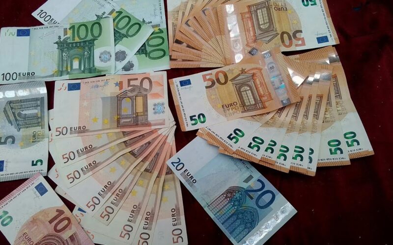 “سعر الصرف الآن” سعر اليورو في السوق السوداء اليوم الأحد بتاريخ 30 يونيو 2024 وبالبنك الأهلي
