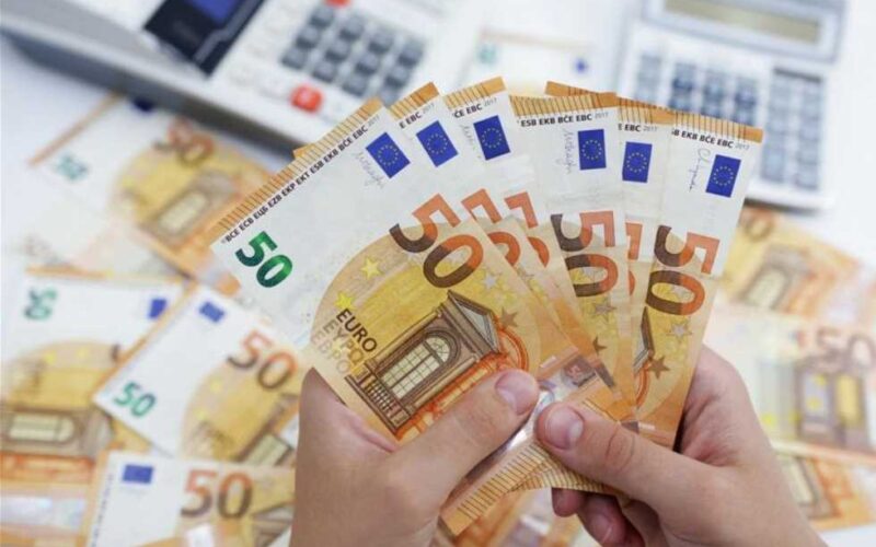 100 يورو كام جنيه مصري في السوق اليوم؟ سعر يورو في السوق السوداء بتاريخ 17 يوليو 2024 وفقاً لأخر التحديثات