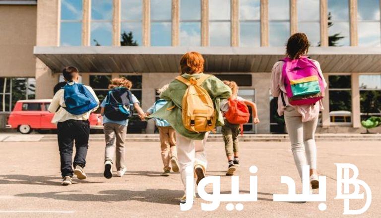 “Back to school” متى العودة المدرسية في الجزائر 2024 والجدول الزمني للدراسة والعطل الرسمية وفقاً لوزارة التعليم الجزائرية